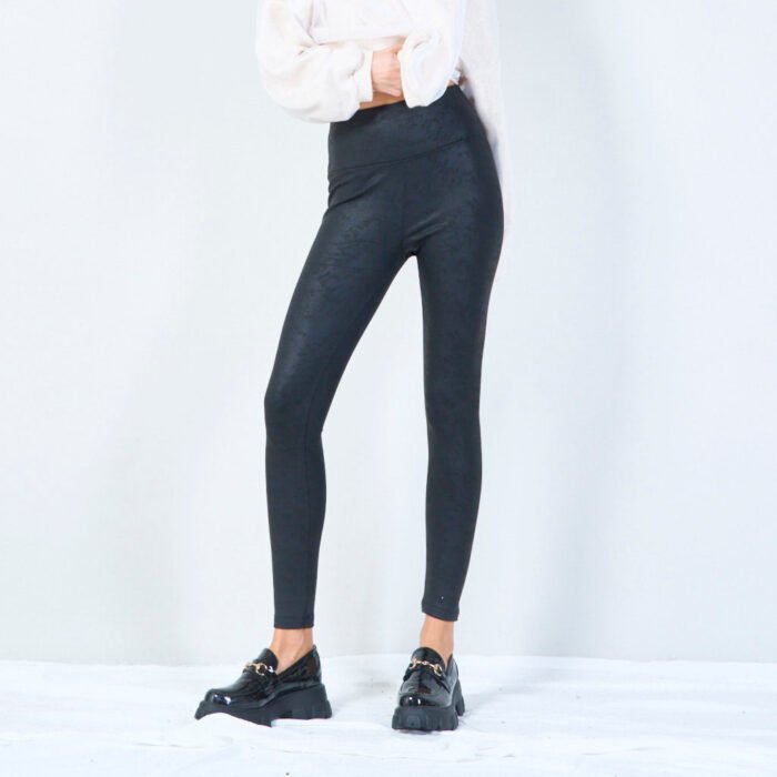 Lulu textured leggings  High waist